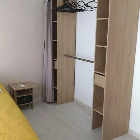 D'hote L'escale Bed & Breakfast *
